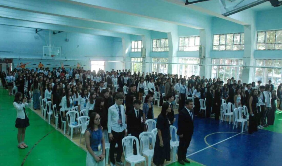 Menteşe Anadolu Lisesi’nin ev sahipliğinde düzenlenen Model United Nations (MUN)
