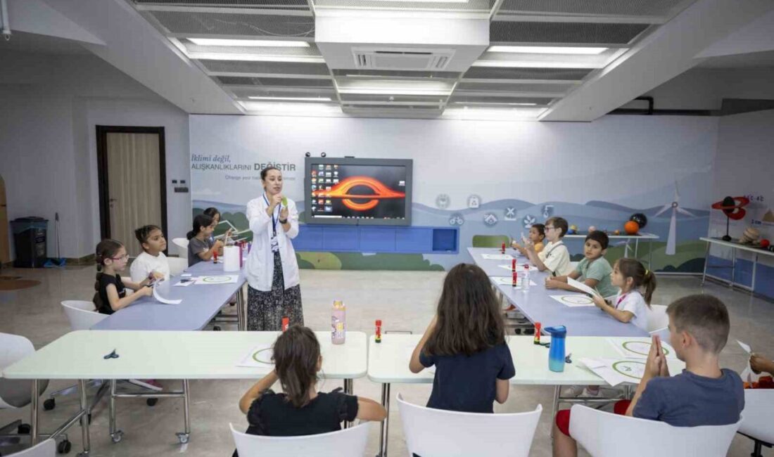 Mersin Büyükşehir Belediyesi tarafından çocukların bilime olan ilgisini artırmak amacıyla