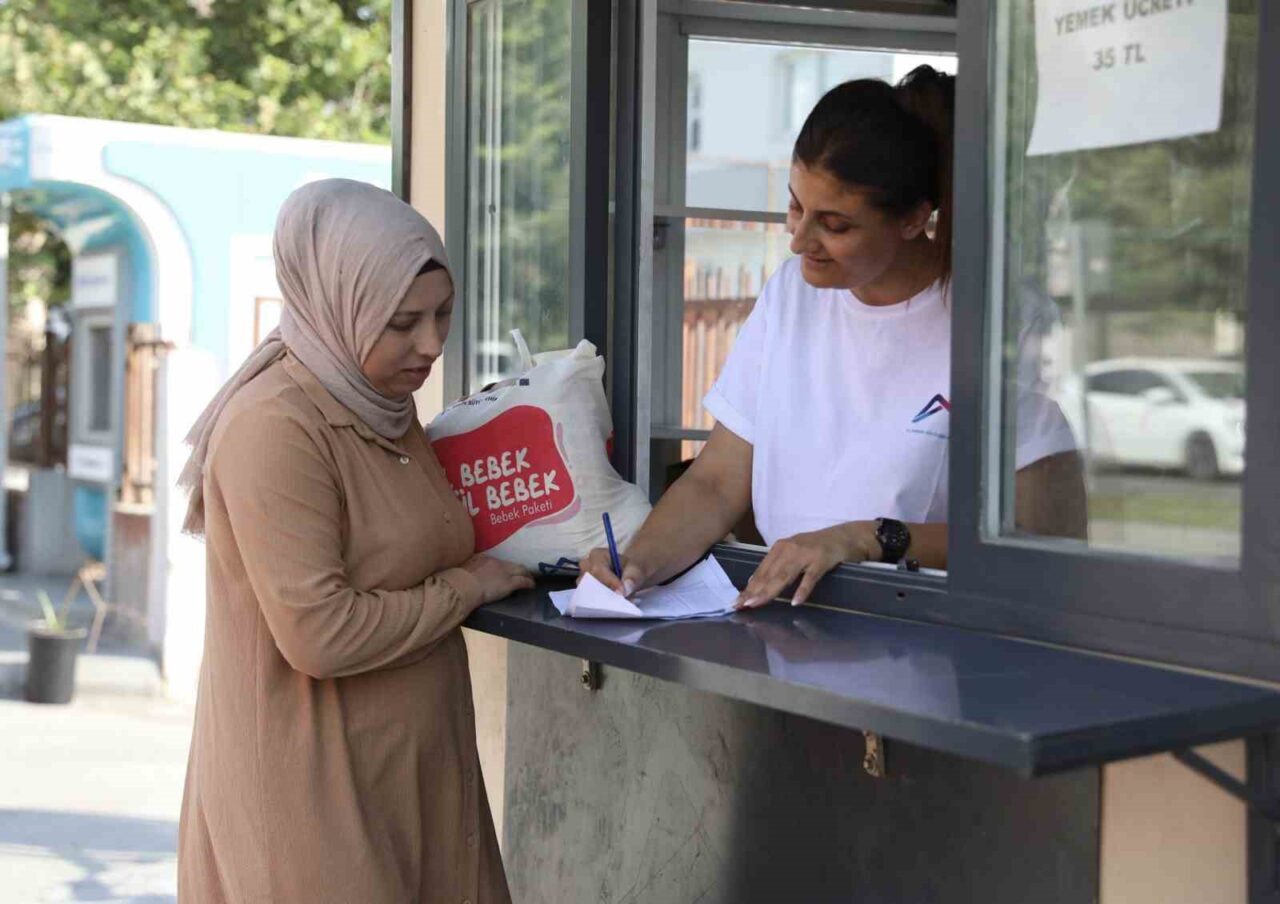 Mersin Büyükşehir Belediyesinin 2020 yılında başlattığı ‘El Bebek Gül Bebek’