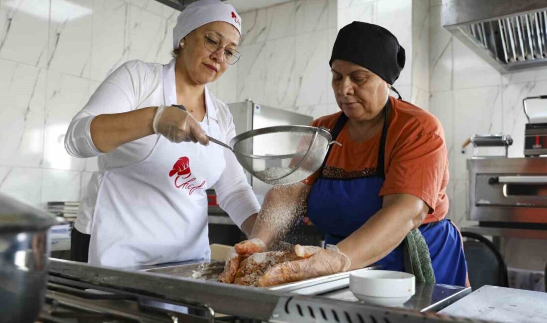 Mersin Büyükşehir Belediyesinin MERCEK Mesleki Eğitim Merkezlerinde açılan ‘Aşçı Çırağı