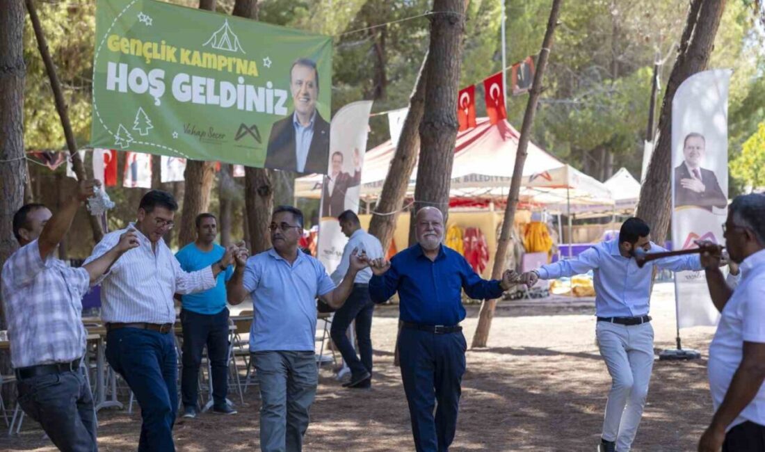 Mersin Büyükşehir Belediyesi, Toroslar’daki muhtarları Tarsus Gençlik Kampı’nda düzenlenen birlik