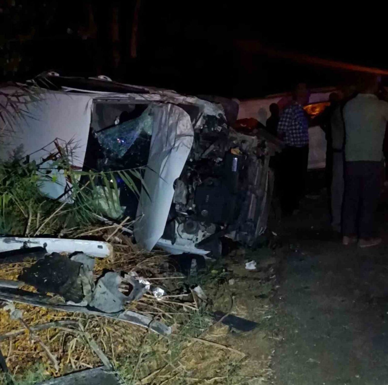 Mersin’in Mut ilçesinde 3 aracın karıştığı kazada 1 kişi hayatını