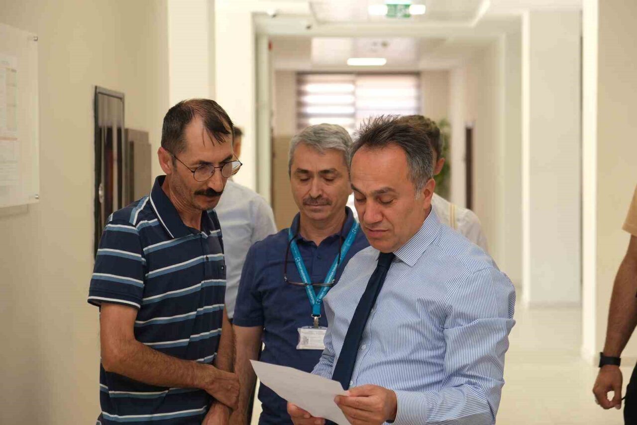 Tokat’ta 52 yaşındaki Murat Yıldız, mezun olduğu Tokat Gaziosmanpaşa Üniversitesi’ne