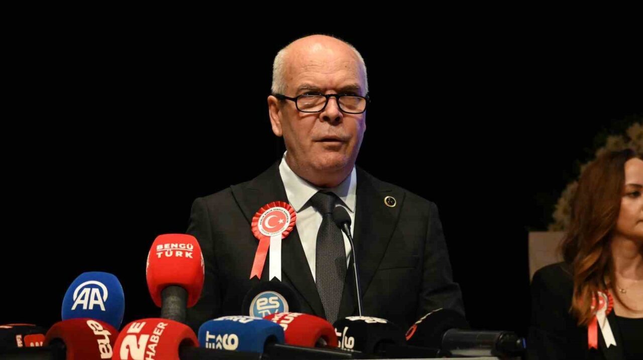 Eskişehir’de ‘Terörsüz Türkiye İçin Sonsuz Kardeşlik’ buluşmalarının 5’incisinde konuşan Milliyetçi