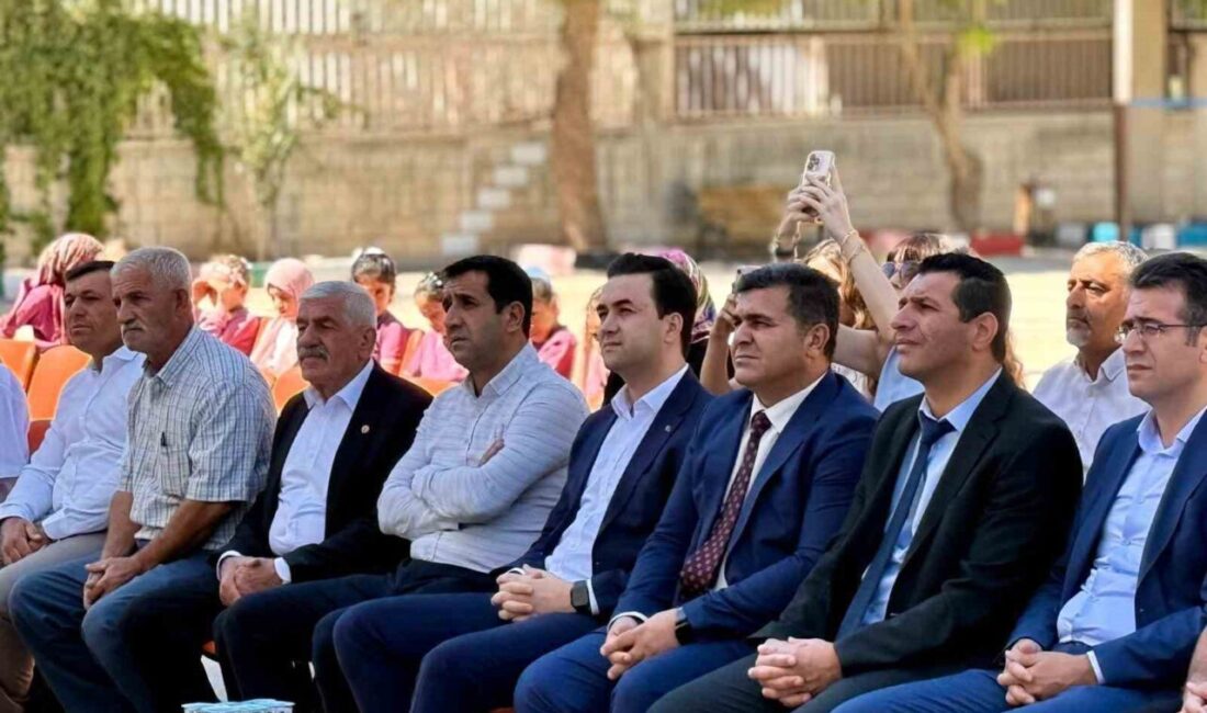 Mardin’in Midyat ilçesinde, dış cephesi Midyat taşıyla kaplanarak yenilenen Yolbaşı