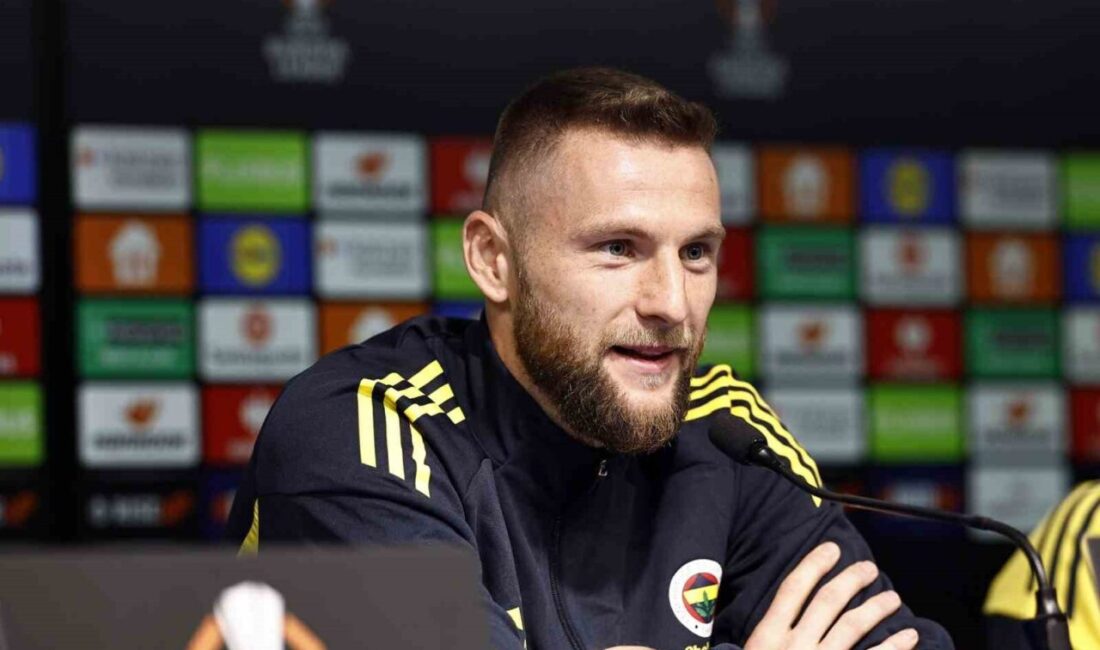 Fenerbahçe takım kaptanlarından Milan Skriniar, son maçlarda alınan kötü sonuçlara
