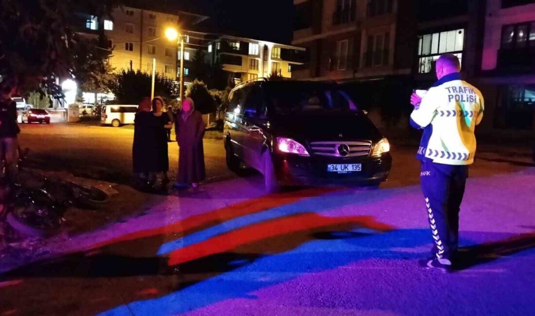 Samsun’un Bafra ilçesinde minibüs ile elektrikli bisikletin çarpışması sonucu 14