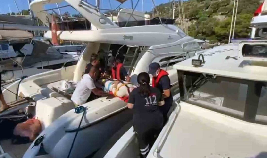 Muğla’nın Dalaman ilçesi açıklarında seyreden motor yatta yaralanan vatandaş Sahil