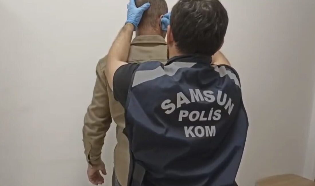 Samsun’un Tekkeköy ilçesinde Motorlu Taşıtlar Sınavı’na kopya düzeneğiyle girmeye çalışan