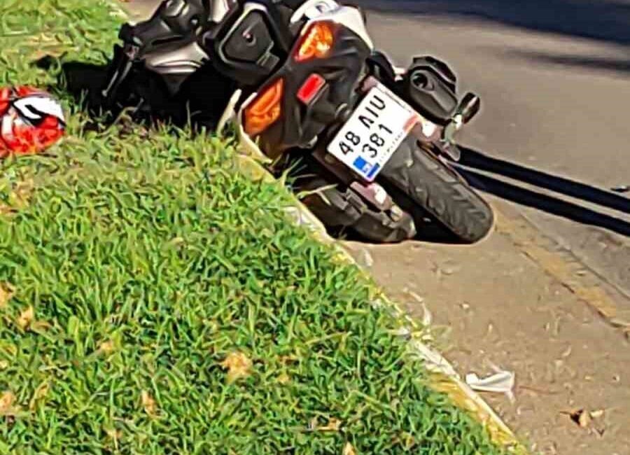 Isparta’da yolun karşısına geçmek isteyen 64 yaşındaki adam, motosikletin çarpması