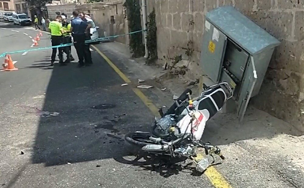 Aksaray’da 2 lise öğrencisi okula gitmek için bindikleri motosikletle kaza