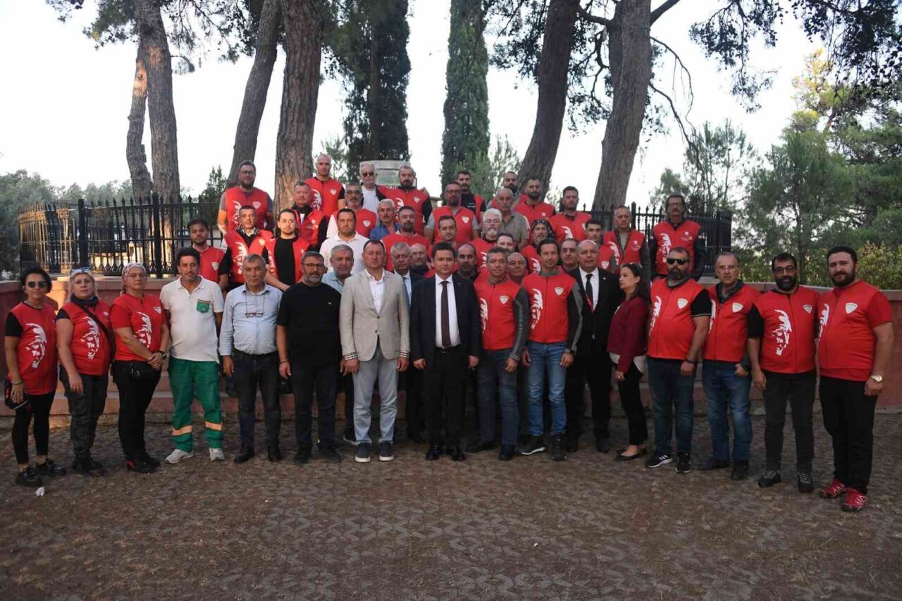 Bursa’nın düşman işgalinden kurtuluşunun 103’üncü yılı, Osmangazi’de düzenlenen anlamlı törenlerle