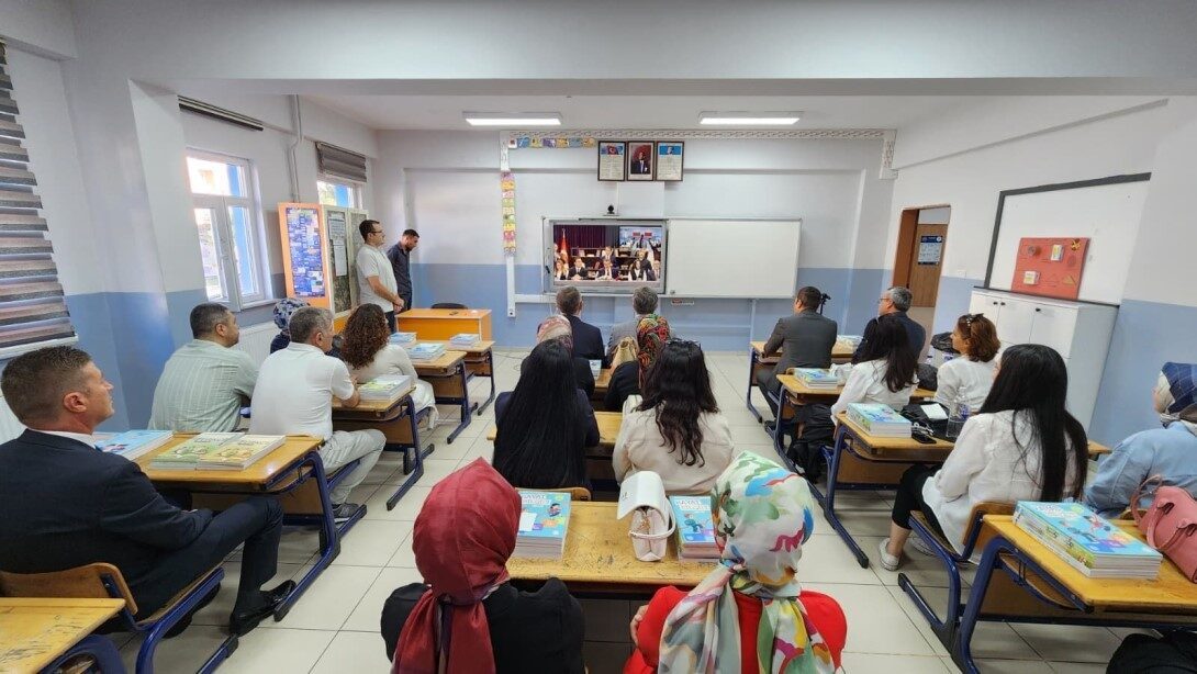 Kütahya’da İl Milli Eğitim Müdürü Mustafa Yılmaz ve öğretmenlerin katılımıyla,