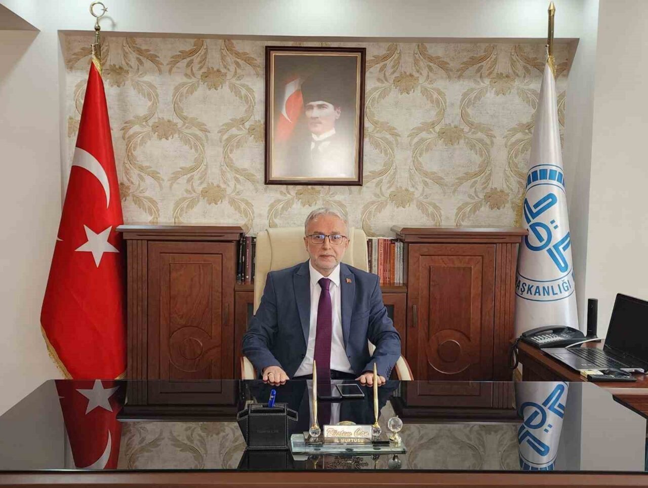 Cumhurbaşkanlığı Kararnamesi ile Muğla İl Müftülüğüne atanan Dr. Rüstem Can,