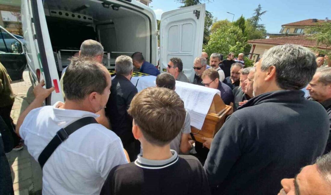 Bartın’da bir okulda hizmetli olarak görev yapan Murat Bülbül, dualarla