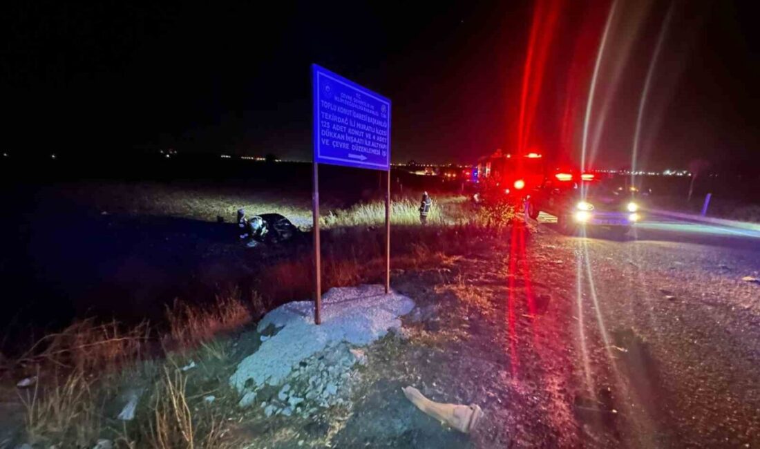 Tekirdağ’ın Muratlı ilçesinde çevreyolunun Kırkkepenekli Mahallesi kavşağında iki aracın çarpışması