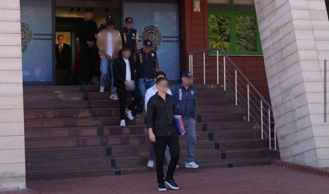 Isparta’da polis ekiplerince internet üzerinden müstehcen içerik paylaştığı tespit edilen