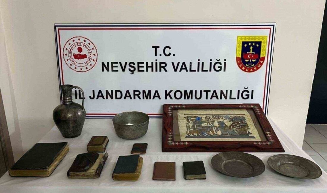 Nevşehir’de Jandarma ekipleri 12 parça tarihi eser ele geçirildi. Edinilen