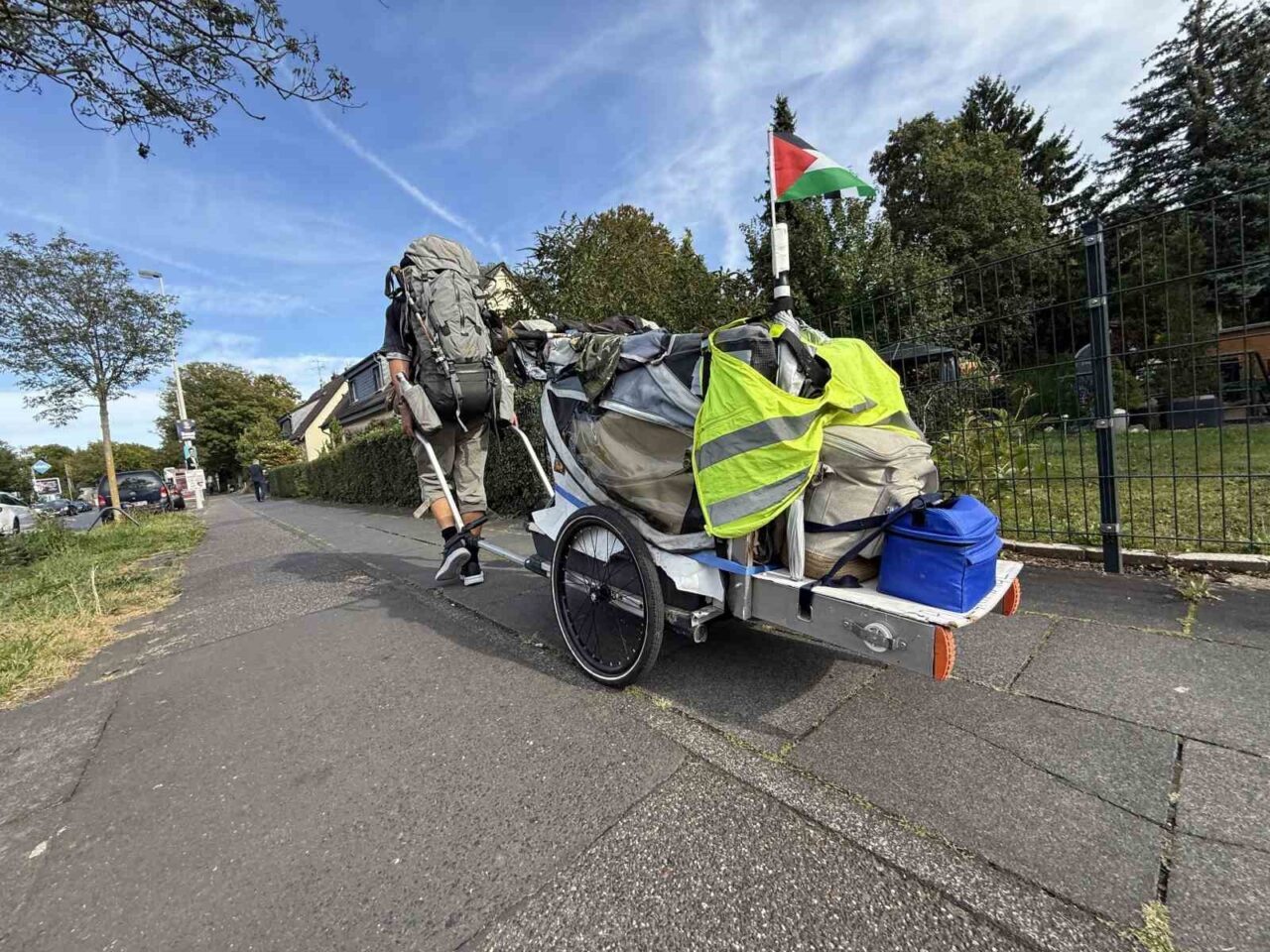 Norveç’ten beş ay önce yürüyerek Filistin’e doğru yola çıkan Kim