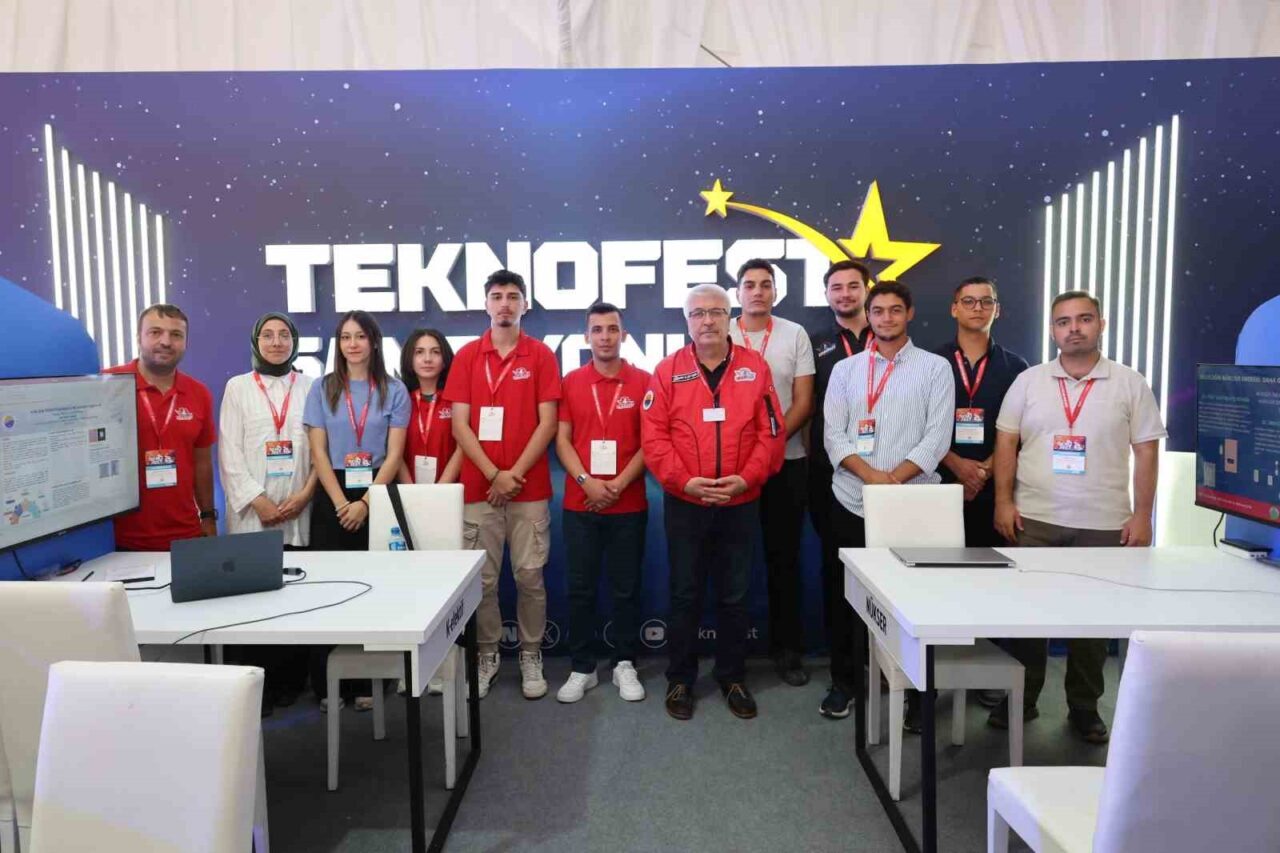 Sinop’ta üniversite öğrencileri TEKNOFEST’te düzenlenen “Nükleer Enerji Teknolojileri Tasarım Yarışması”nda