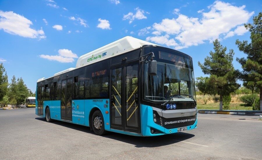 Diyarbakır Büyükşehir Belediyesi, Bağlar ilçesi Oğlaklı Mahallesi’nde yapılan TOKİ Deprem