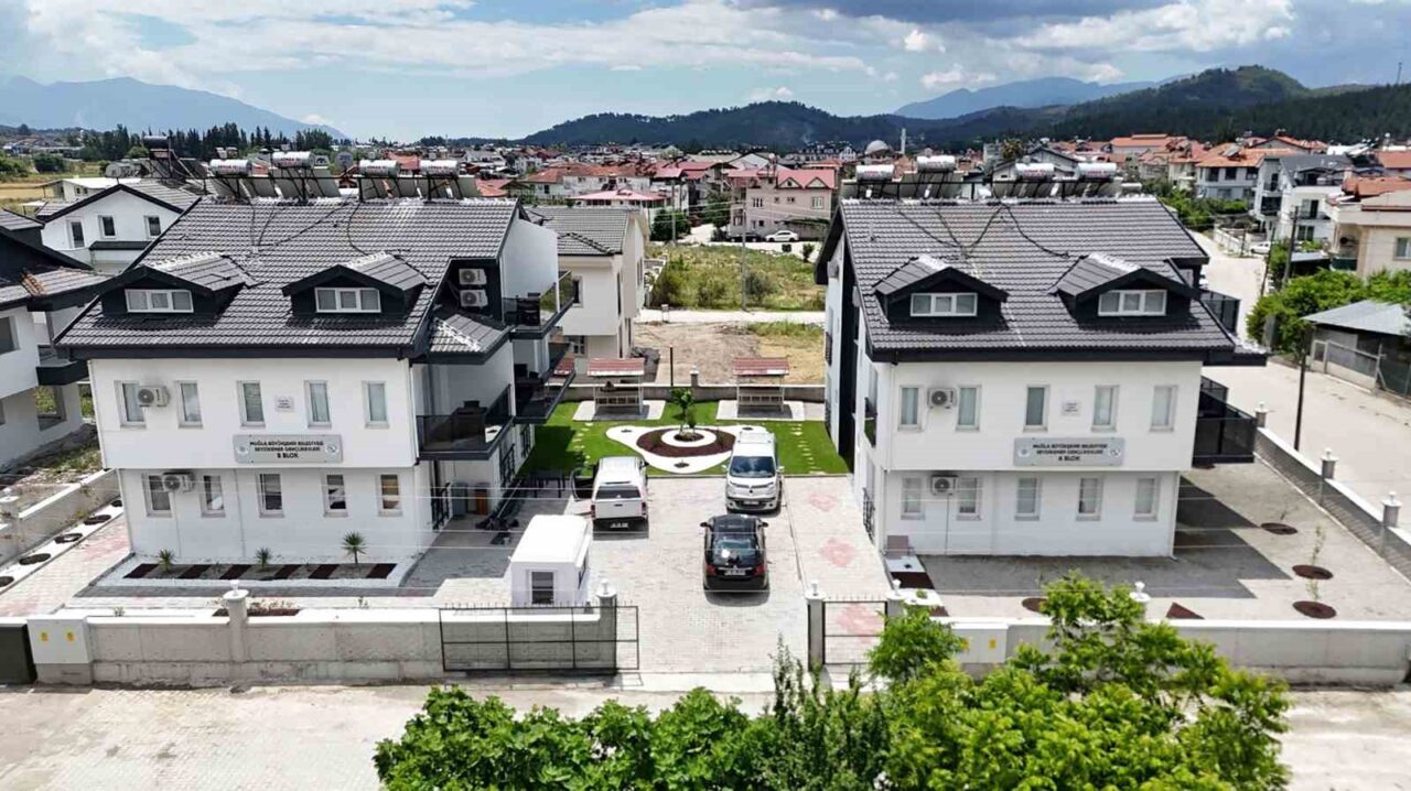 Devlet yurdu bulunmayan Seydikemer’de, üniversite eğitimi için ilçeye gelen öğrencilerin