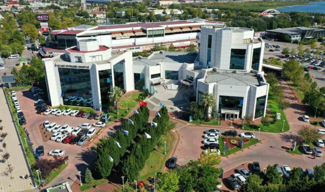 Kocaeli Büyükşehir Belediyesi, 2025-2026 eğitim öğretim yılında dar gelirli ailelere