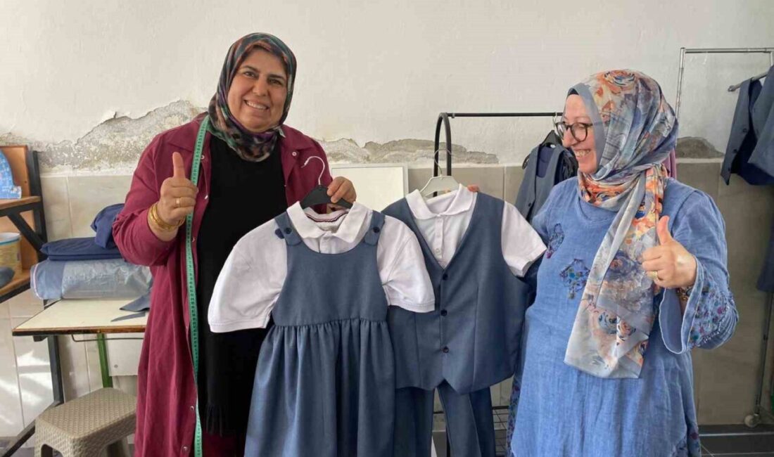 Antalya’nın Serik ilçesinde hayata geçirilen “Okulumuzun Kıyafetini Okulumuzda Üretiyoruz” projesi