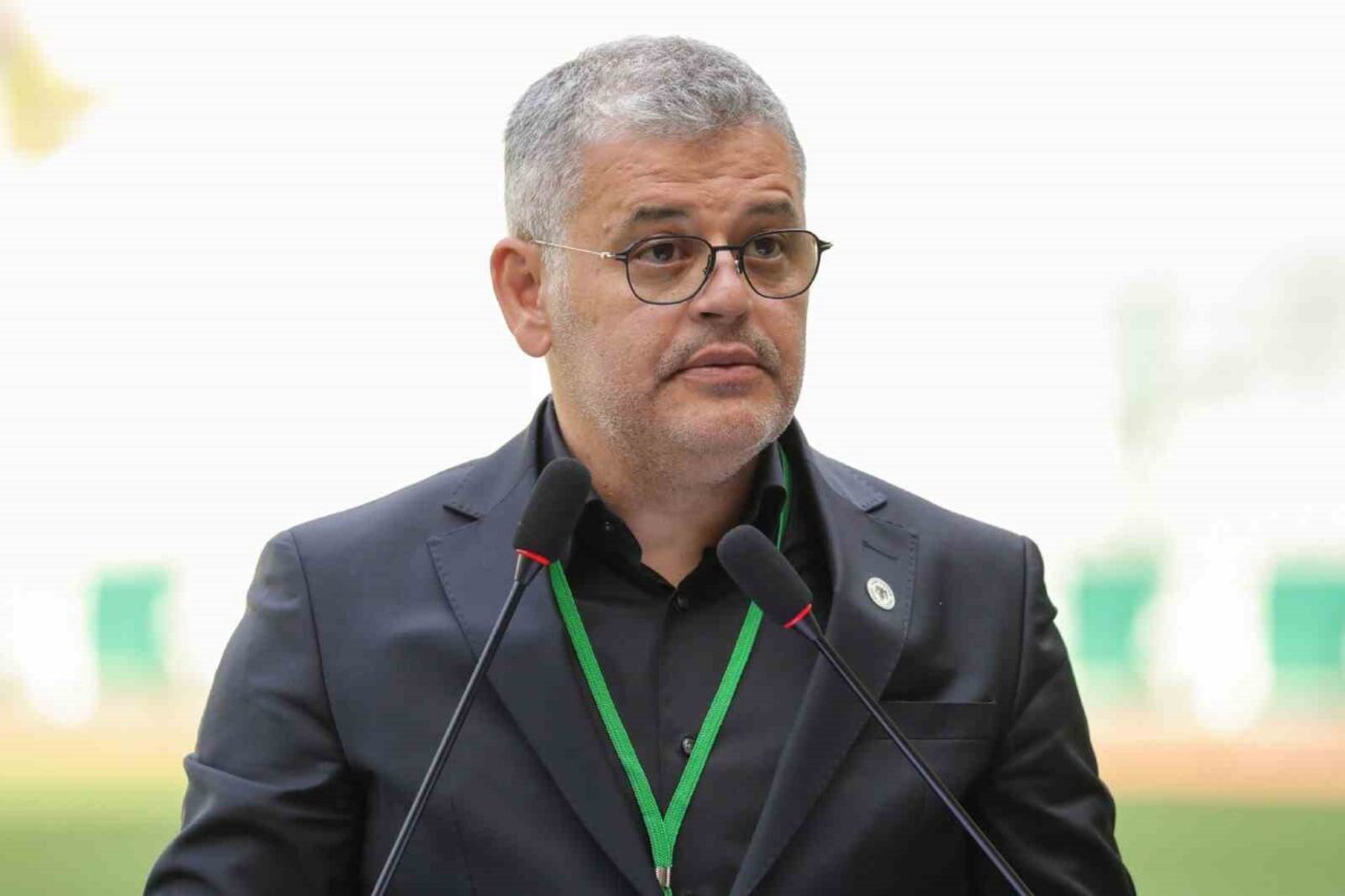 Konyaspor Başkanı Ömer Atiker, Corendon Alanyaspor maçını değerlendirdi ve yabancı