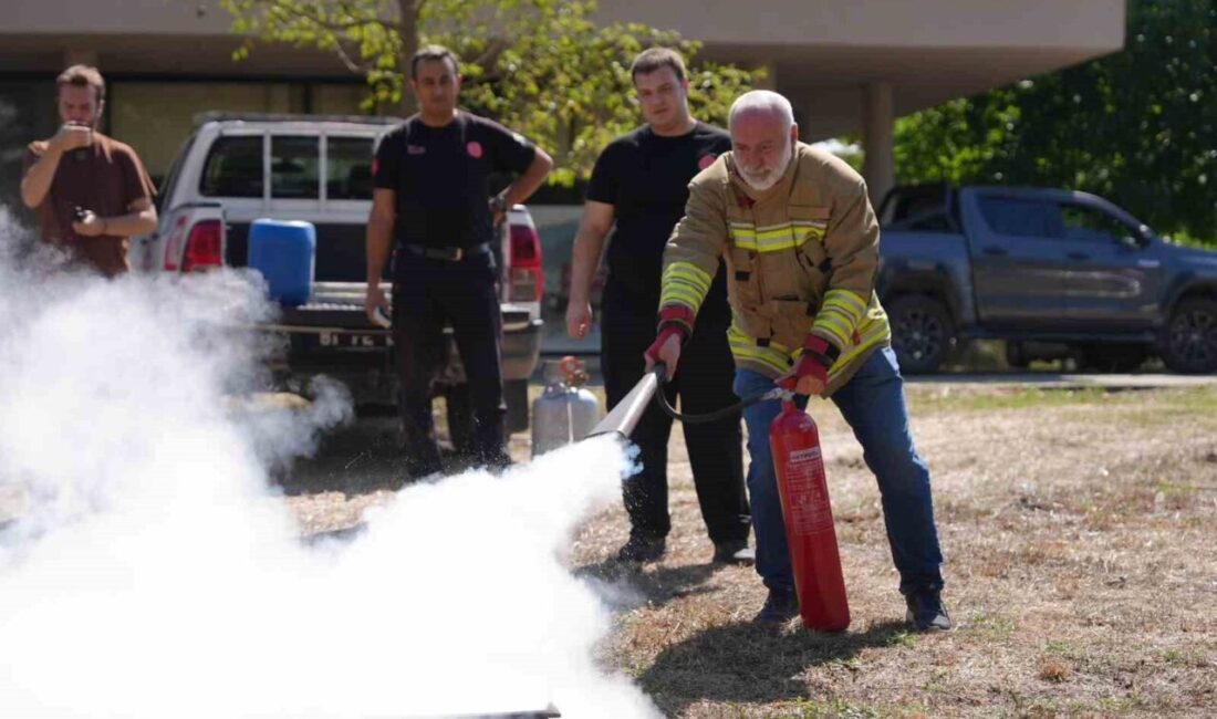DÜZCE(İHA) – Düzce Belediyesi İtfaiye Müdürlüğü tarafından çağrı merkezi personeline