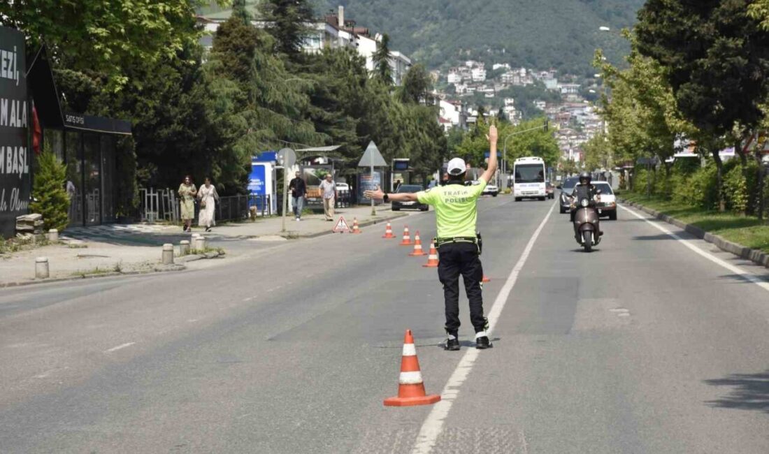 Ordu’da polis ekipleri tarafından trafik kazalarını azaltmaya yönelik yapılan denetimlerde