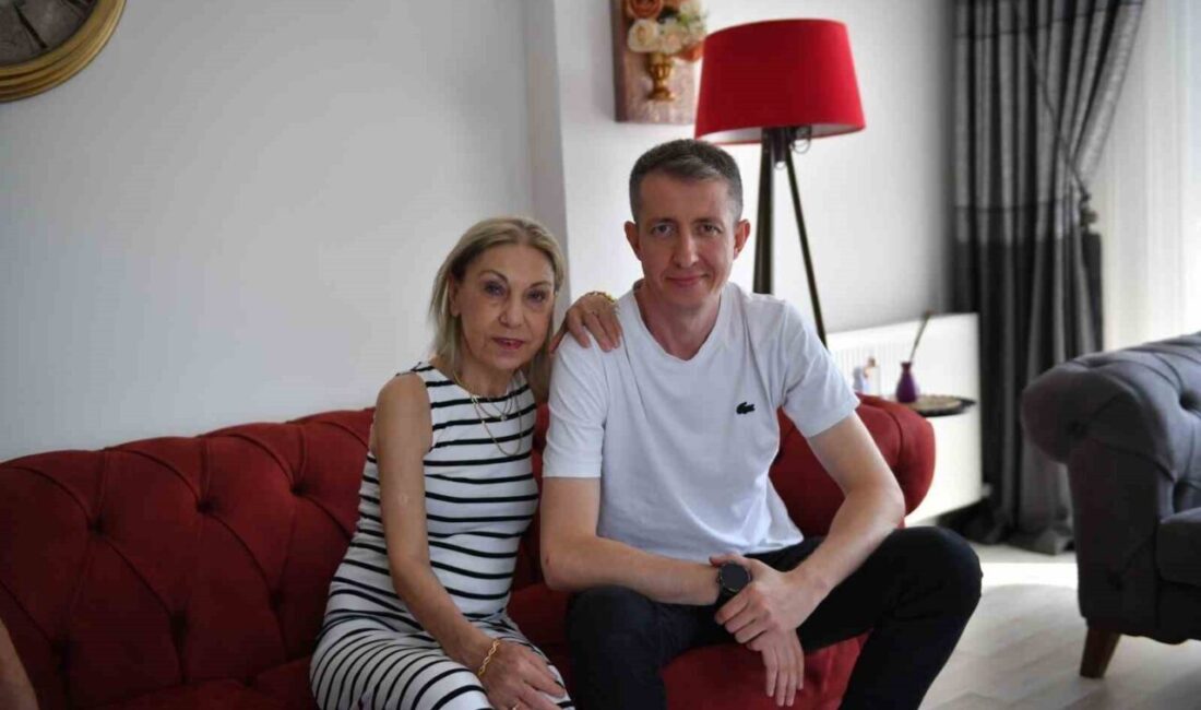 Bursa’nın İnegöl ilçesinde yaşayan telefon teknik servisçisi Ahmet Akdağ, karaciğer