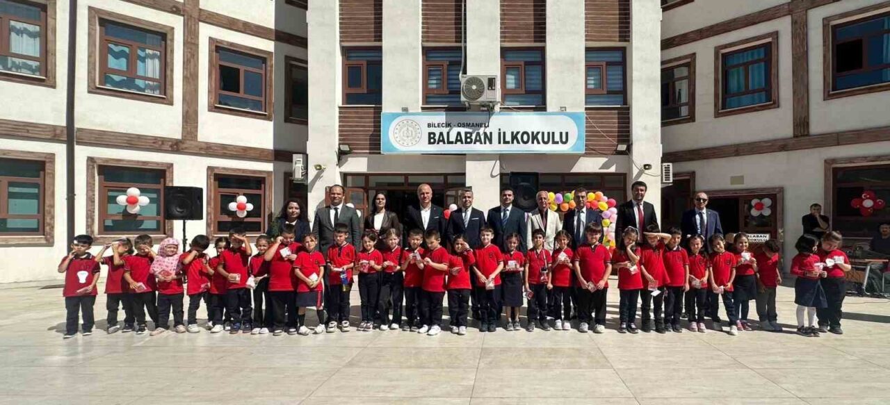 Osmaneli Kaymakamı Abdüssamed Kılıç, Balaban İlkokulu’nda öğrencilerle bir araya geldi.