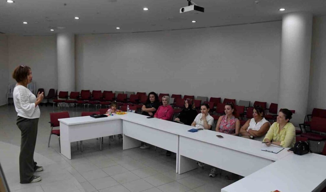 Osmangazi Belediyesi, velilerin kitaplara farklı bir gözle bakabilmesi ve çocuklarına