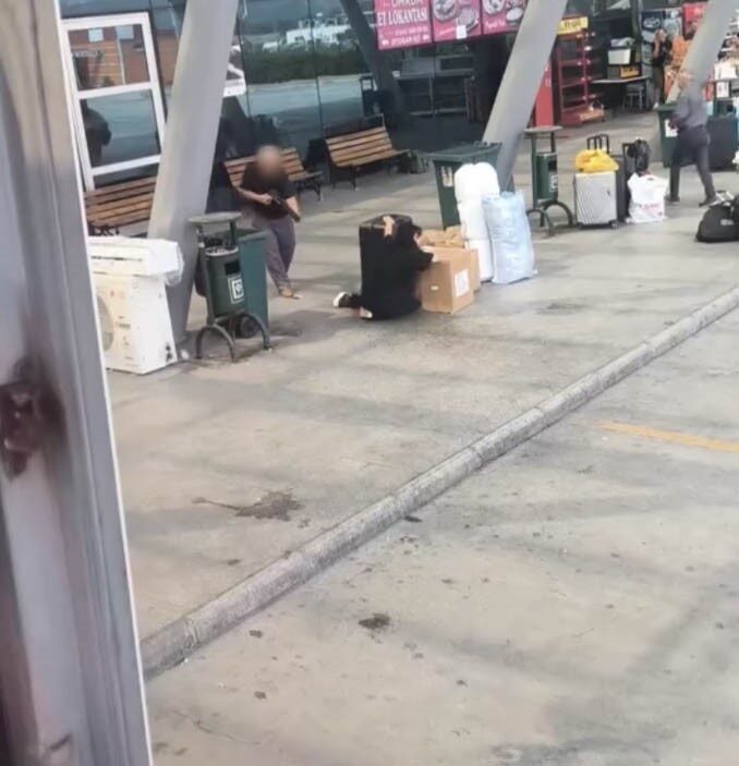 Osmaniye Şehirlerarası Otobüs Terminali’nde baba ile kızı arasında çıkan tartışmada