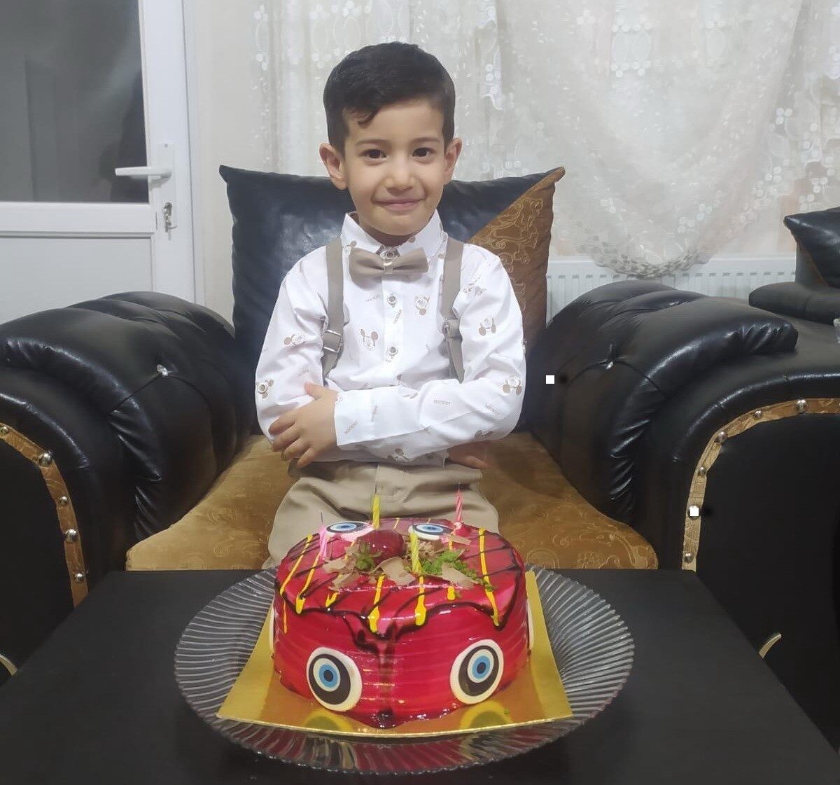 Adıyaman’da, oyun amaçlı girdiği otomobilin bagajında mahsur kalan çocuk, tedavi