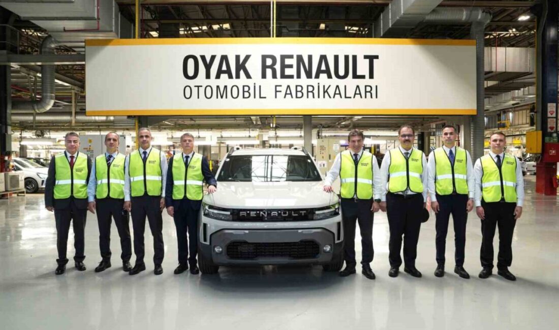 Oyak Renault’nun Bursa’daki üretim üssünü ziyaret eden OYAK Genel Müdürü