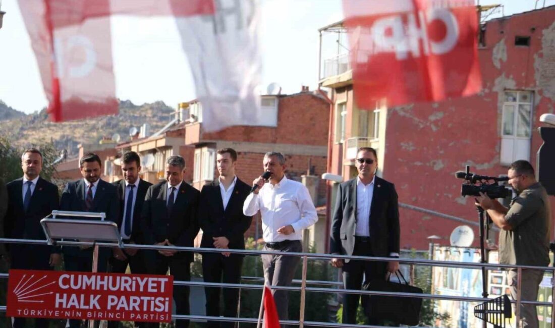 CHP Genel Başkanı Özgür Özel, Ankara Büyükşehir Belediyesine yapılan yolsuzluk