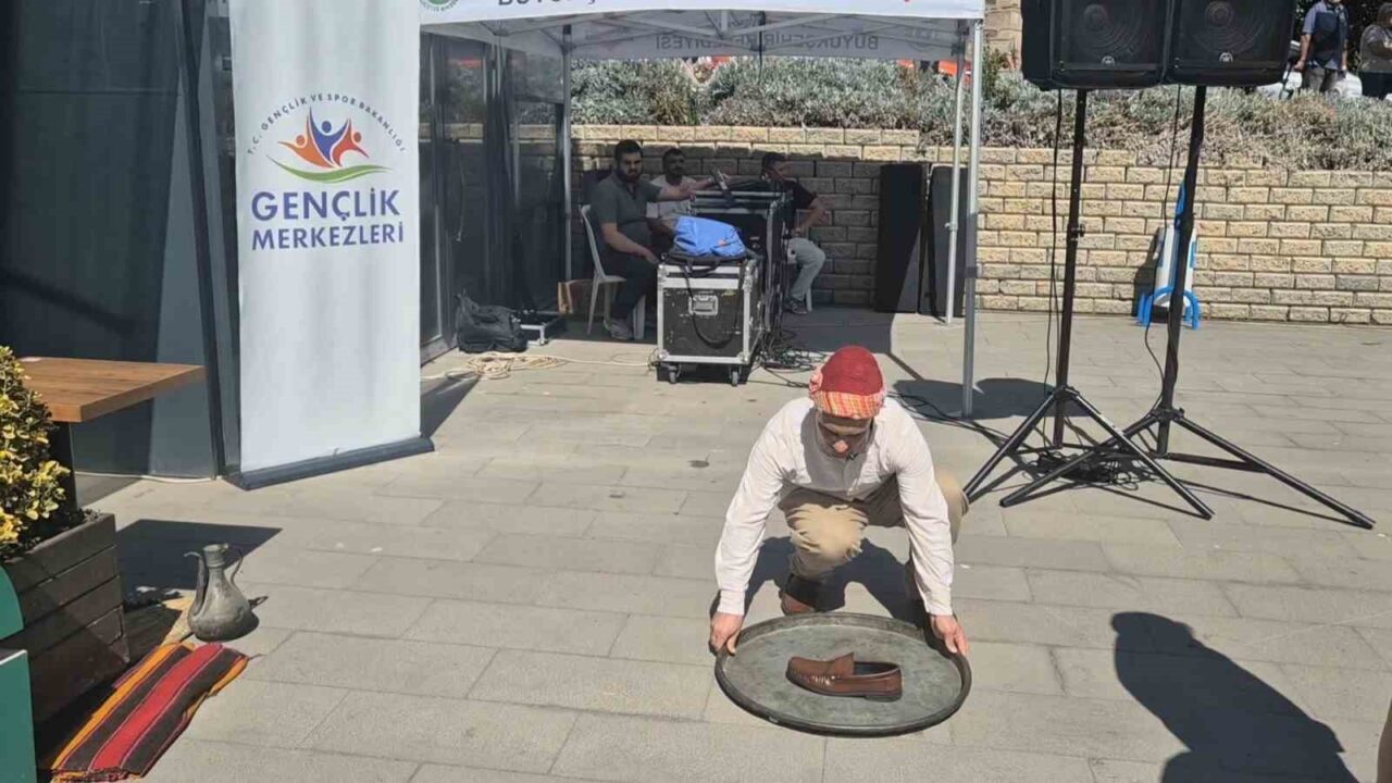 Tekirdağ’da Ahilik Haftası kutlamaları kapsamında düzenlenen etkinliklerde Osmanlı geleneği olan