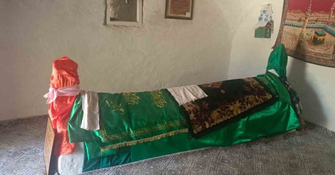 Denizli’nin Pamukkale ilçesinde bulunan Horasan Ereni Pir Hacı Bektaş halifelerinden