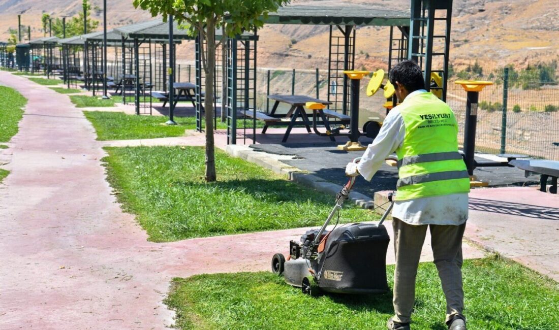 Yeşilyurt Belediyesi, ilçe genelindeki park ve sosyal yaşam alanlarında başlattığı