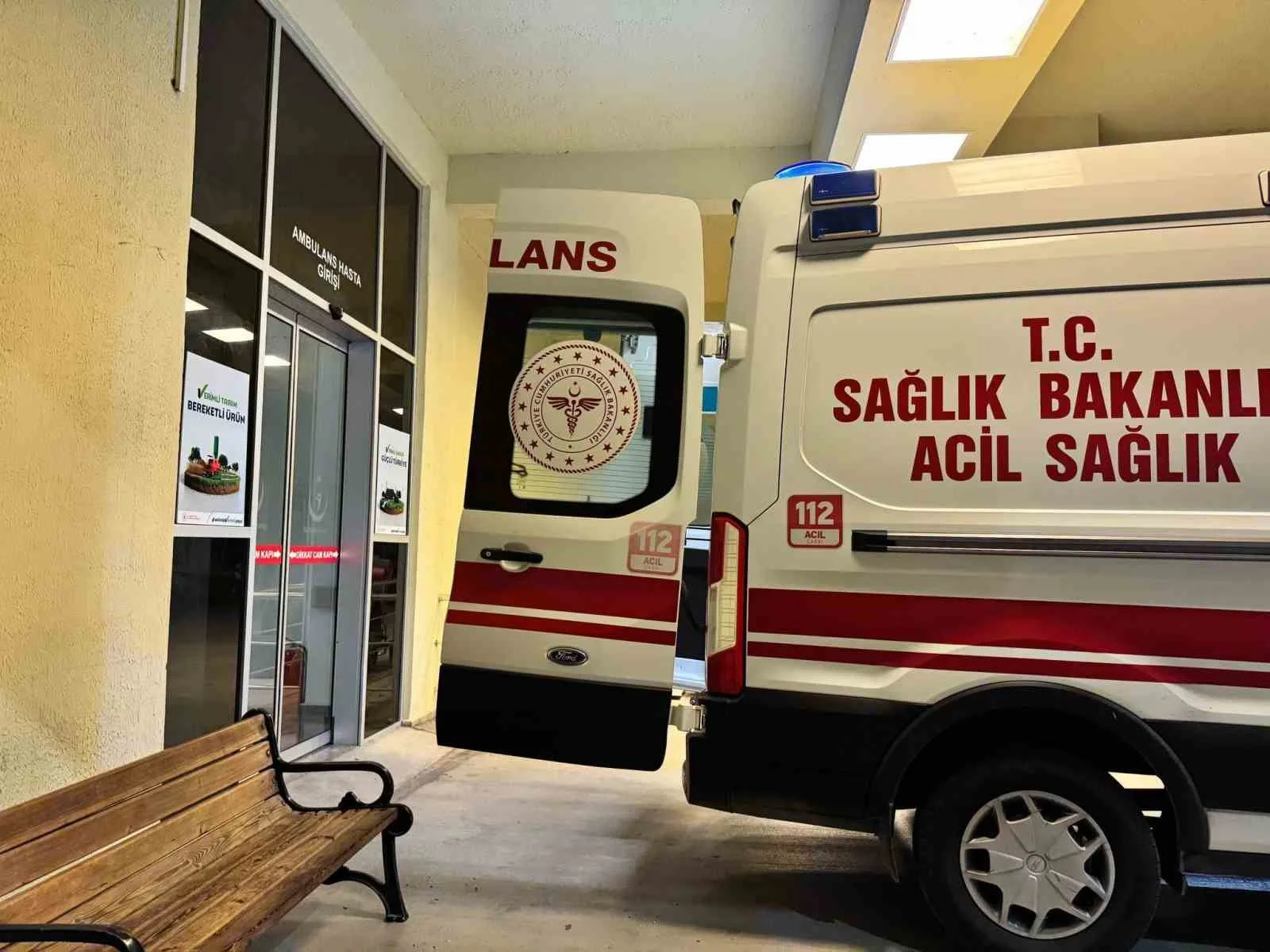 Antalya’nın Gazipaşa ilçesinde düdüklü tencerenin patlaması sonucu bir kadın yaralandı.