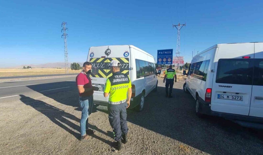 2025-2026 eğitim-öğretim yılının başlamasıyla birlikte Patnos İlçe Jandarma Komutanlığı Trafik