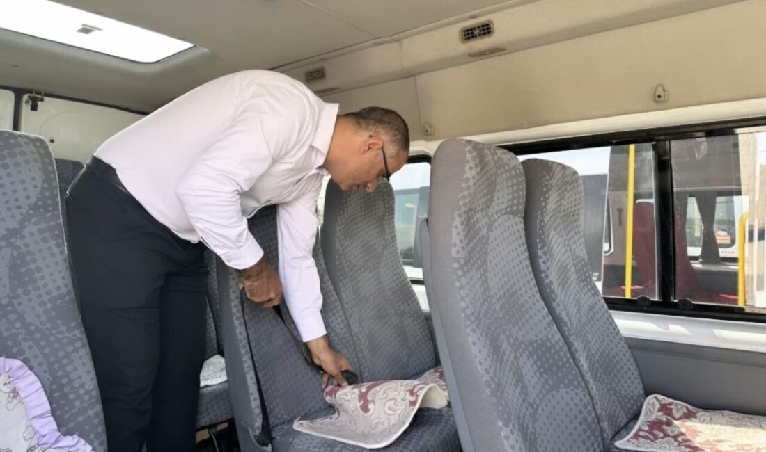 Patnos’ta servis araçlarına yönelik denetimler sürdürüyor. 2025-2026 eğitim-öğretim yılının başlamasıyla