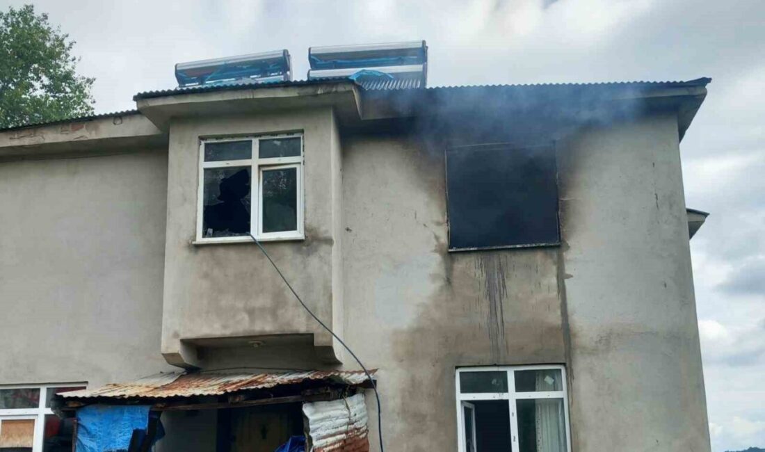 ORDU (İHA) – Ordu’nun Akkuş ilçesinde iki katlı bir evde