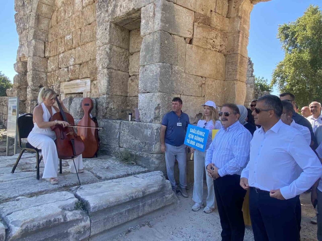 3-9 Eylül Halk Sağlığı Haftası kapsamında Antalya’nın Aksu ilçesinde yer