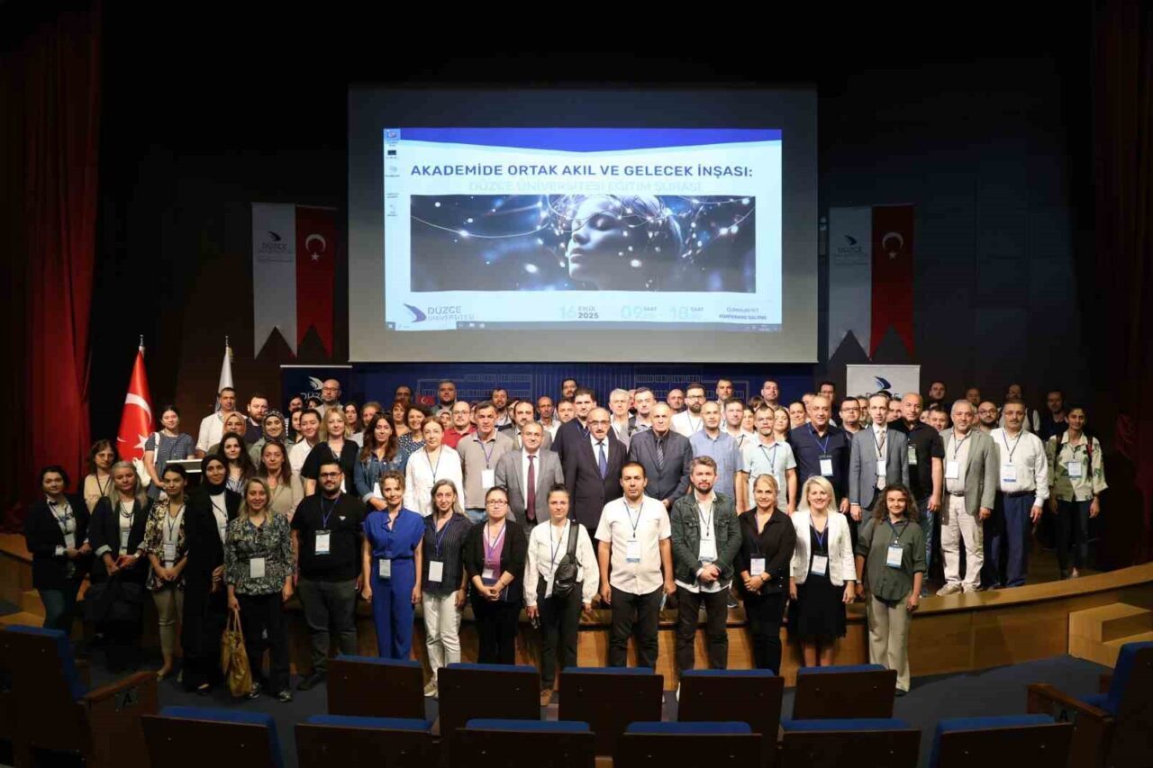 Düzce Üniversitesi Öğrenci Dekanlığı ile Eğitim Koordinatörlüğü iş birliğinde, eğitim