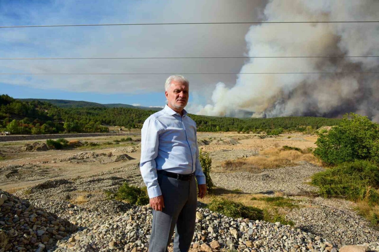 Kastamonu’da çıkan orman yangınlarının ardından açıklamalarda bulunan Kastamonu Üniversitesi Rektör