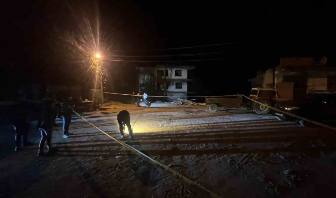 Manisa’nın Gördes ilçesinde psikolojik sorunları olduğu iddia edilen şahsın tüfekle