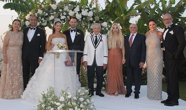 Koç Holding Onursal Başkanı Rahmi Koç ve Arkas Holding Yönetim